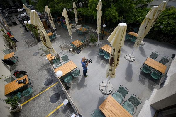 România ar putea rămâne în stare de alertă și după 15 iunie, cu mai multe relaxări de restricții