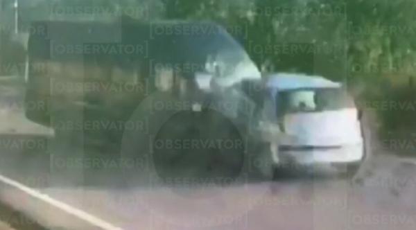 Filmul accidentului din Bolotești, Vrancea. Doi șoferi au murit pe loc, după o clipă de neatenție