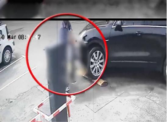Imagini noi de la accidentul în care un şofer spulberă doi copii şi pe bunicul lor, doar ca să nu plătească parcarea (Video)