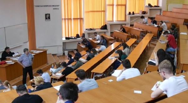 Admitere la facultate pe bază de CV educațional. Cum trebuie completat