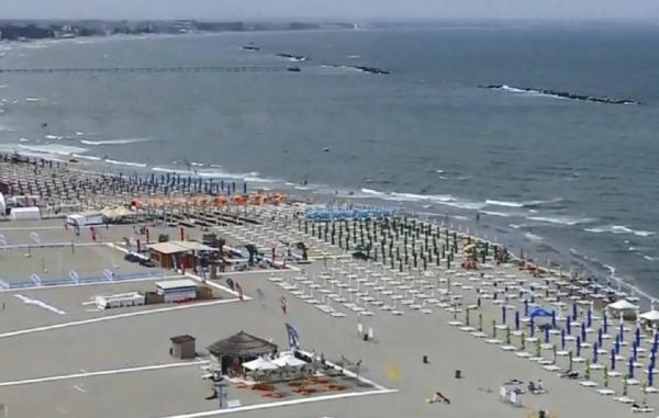 Prețurile de pe litoral cresc, de la 1 iulie, chiar și cu 30 de procente