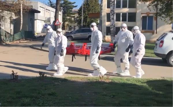 Măsura de carantină instituţionalizată sau izolare a pacienților infectați cu Covid-19, declarată neconstituțională de CCR