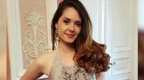 Alexa a lansat recent piesa „Acum x Niciodată”. Care este mesajul melodiei