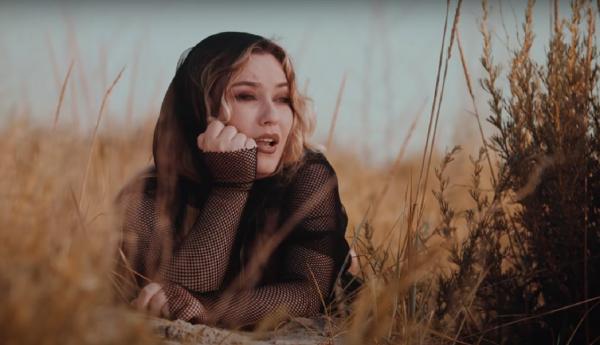 Medeea, vis împlinit în muzică. „Sete de noi", a treia piesă a artistei