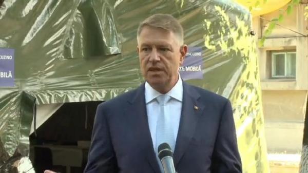 Iohannis: "Dacă situaţia se înrăutăţeşte, putem să revenim la măsuri mai restrictive" (Video)