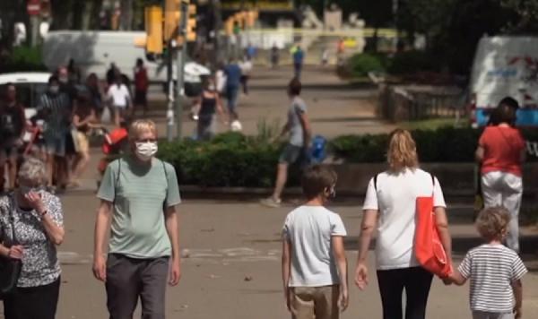 Focare noi de coronavirus în Spania, în plin sezon estival