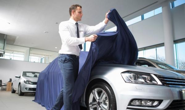 Înmatriculările de mașini noi în România au scăzut dramatic în 2020