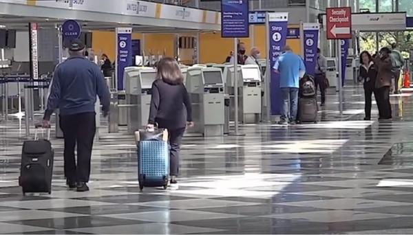 Turiștii români, primiți fără test de coronavirus în Turcia