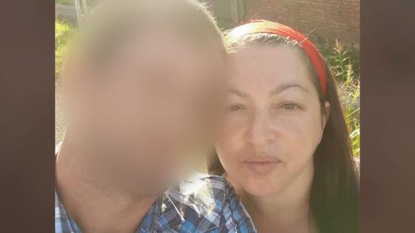 Soţul gravidei care a murit în ambulanţă, în drum spre Timişoara: "Asta e România. Ai pile, trăieşti, n-ai pile, eşti mort"