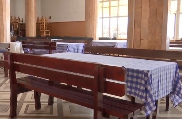 Numărul turiștilor din România a scăzut de patru ori, față de anul trecut, din cauza pandemiei de coronavirus