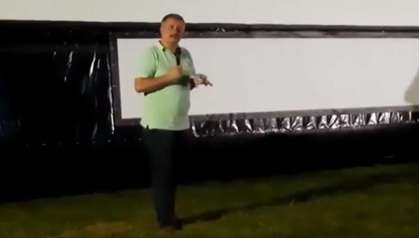 Regizorul Cristi Puiu, discurs viral despre masca de protecție: „Există un virus, dar tonul autorităţilor statului a fost inacceptabil!