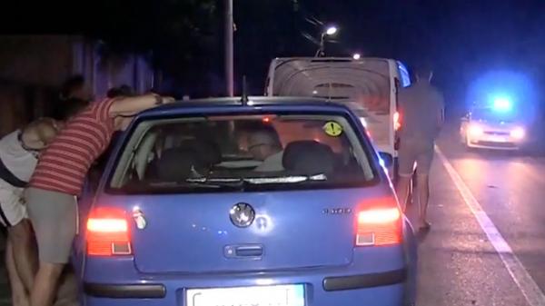 Impact violent cu mașina de dezinsecţie