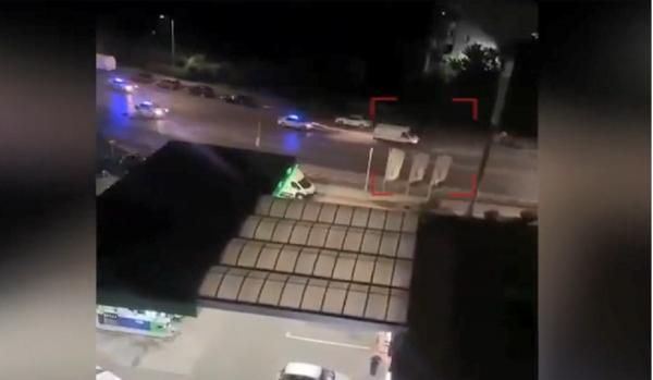 Austriac urmărit cu 10 echipaje de poliție, în Arad, și împușcat în umăr, după o ceartă cu un vecin