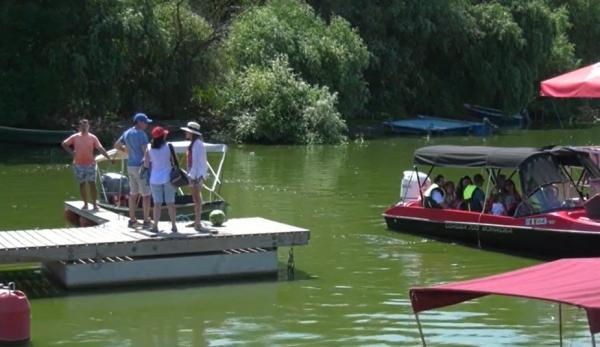 Sfânta Maria, sărbătorită de turişti în Delta Dunării