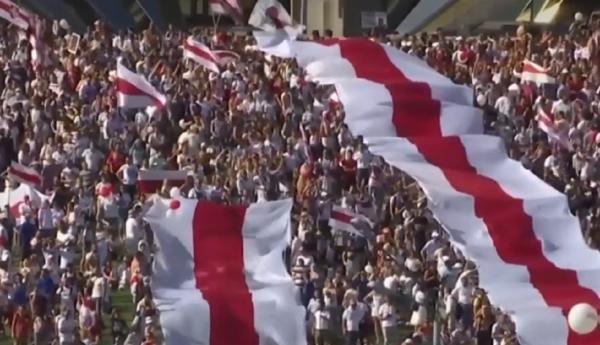 Președintele Belarusului cere ajutorul lui Vladimir Putin pentru a combate protestele violente de după ultimele alegeri prezidențiale (Video)