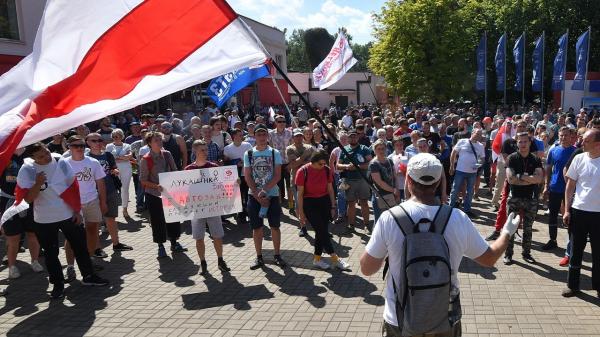 Situaţie tensionată în Belarus, preşedintele Lukașenko refuză dialogul cu opoziţia
