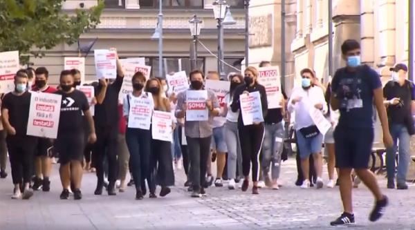 Protest în industria HORECA, restaurantele și hotelurile sunt la "terapie intensivă": "Vrem să muncim!"