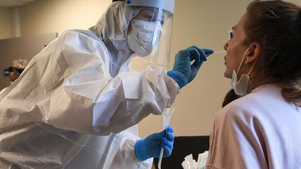 Bilanțul COVID-19: 1392 cazuri noi si 42 de decese în ultimele 24 de ore