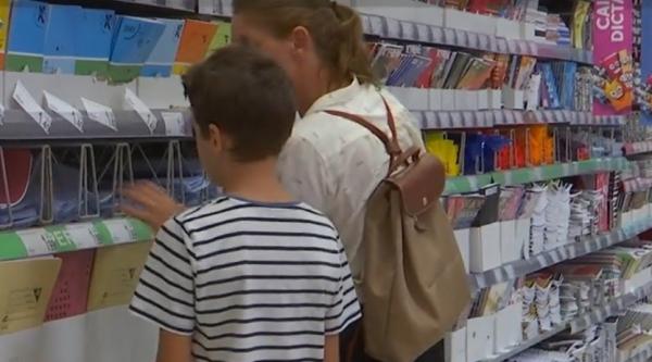 Elevii încep școala cu ghiozdanul gol în acest an