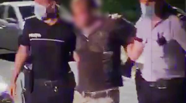 Tânără atacată într-un parc din Bucureşti. 5 poliţişti s-au chinuit să-l imobilizeze pe bărbat