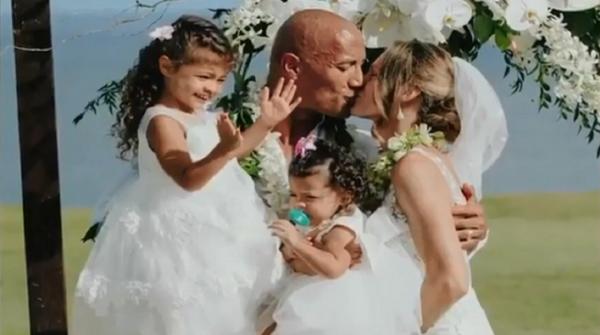 Reacția actorului Dwayne Johnson, după ce s-a infectat cu noul coronavirus