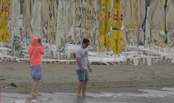 Cod galben de vreme urâtă pe litoral. Temperaturile au scăzut şi cu zece grade