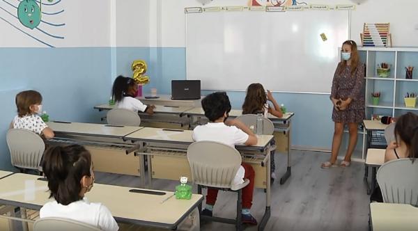 Școala începe cu probleme fără rezolvare atât pentru elevi, cât şi pentru profesori