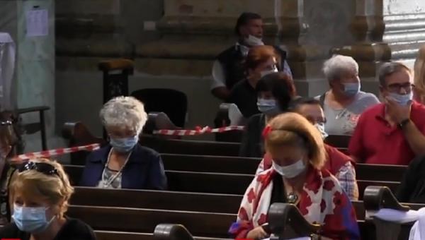 De Sfânta Maria, bisericile sunt mult mai goale din cauza pandemiei