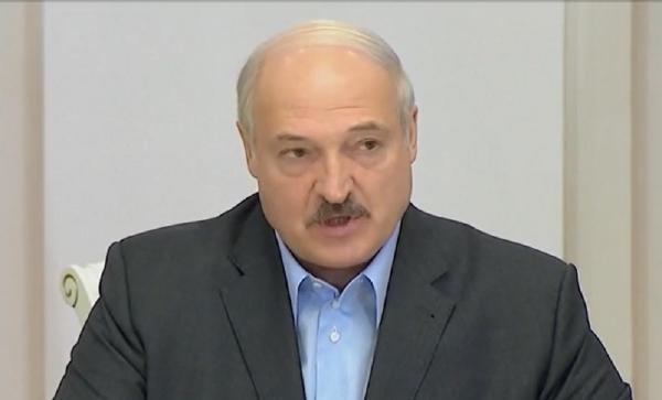 Președintele Belarusului ar putea apela la polițiști ruși pentru înăbușirea protestelor de la Minsk