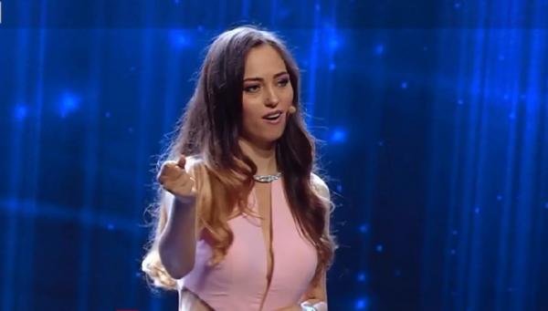 Jeni Ion, artista de un milion de cuvinte care a urcat pe scena XFactor