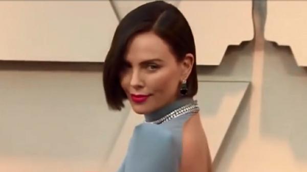 Charlize Theron, împlinită și în calitate de burlăciţă