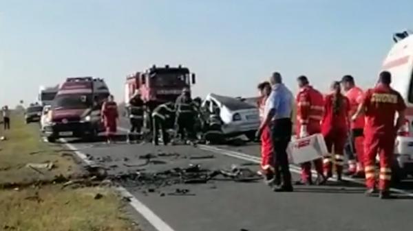 Tânără de 26 de ani în comă, după accidentul în care au murit 3 persoane, la Ghindărești