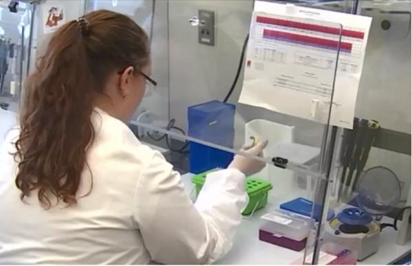 Călătorii din mai multe țări ar putea fi puși să se testeze de coronavirus înainte sau la intrarea în România