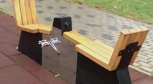 Pedalezi și îți încarci telefonul, în Cluj