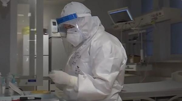 Crește îngrijorător numărul de copii internați cu infectări cu noul coronavirus