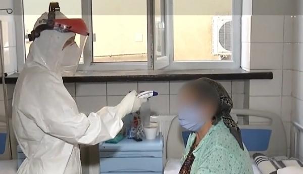 Nu există suficient tratament antiviral în România, pentru pacienții de la ATI