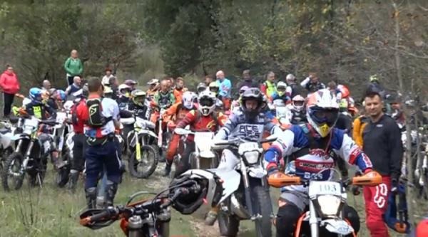 Fără motociclete, pe traseele turistice din jurul Brașovului