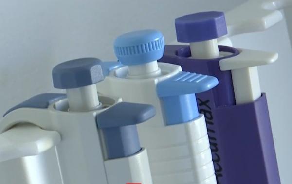 Situaţie fără precedent la o clinică privată din Craiova. Teste Covid pozitive, nerecunoscute de DSP