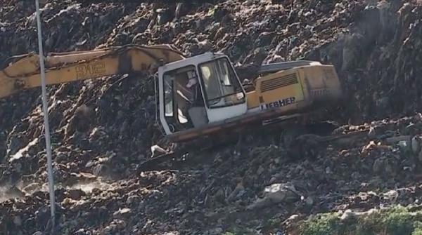 La Cluj-Napoca, gunoiul bate pandemia. Oamenii poartă mască mai mult din cauza mirosului insuportabil