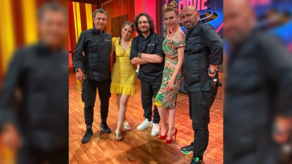 Farfurii stilizate la Chefi la Cuţite. Adina Buzatu și fiica ei au gătit pentru jurați