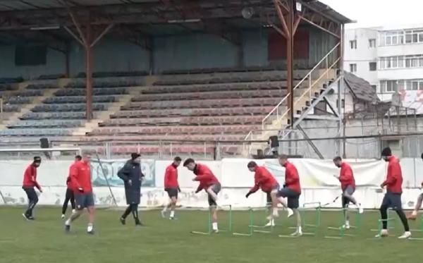 Patru fotbaliști de la Astra Giurgiu s-au reinfectat cu noul coronavirus în doar câteva luni