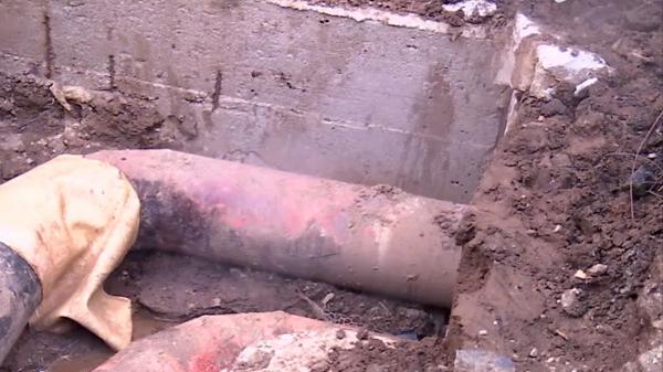 Scandalul legat de apa caldă din București, în fierbere