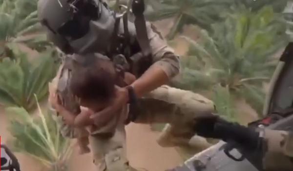 O fetiță de trei ani a fost salvată din mijlocul apelor, în Honduras. Video