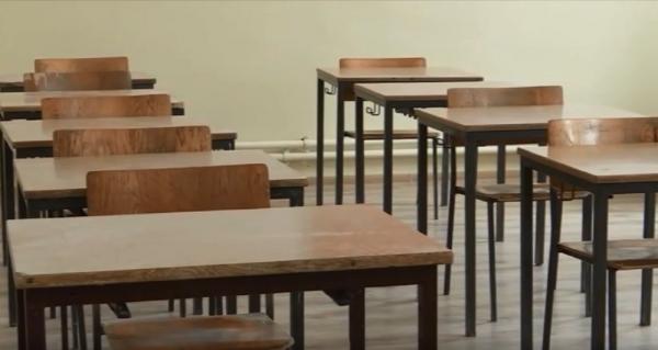 Tribunalul Iași a decis că închiderea şcolilor nu este legală