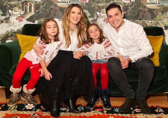 Lavinia Goste şi Marius Zorilă au cântat în direct, la Observator, de Ziua Naţională a României