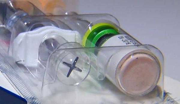 Listele de aşteptare pentru vaccinul împotriva gripei sunt interminabile, iar medicii de familie şi farmaciile nu mai au nicio doză