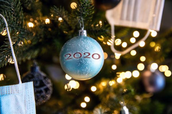 Cum vor arăta sărbătorile de iarnă în anul pandemiei? Autoritățile recomandă ca fiecare român să stea la casa lui