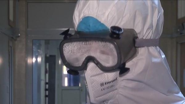 Medicii români, mesaj după 10 luni de pandemie: Suntem din ce în ce mai epuizaţi şi mai puţini la lucru