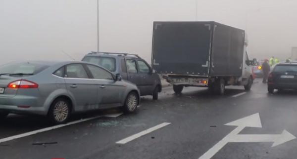 Carambol și tamponări pe centura ocolitoare a Brașovului în care au fost implicate, în total, 23 de mașini