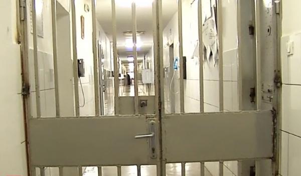 Un avion cu 30 de infractori români, deportați din Marea Britanie în plin lockdown, așteptat săptămâna viitoare în România